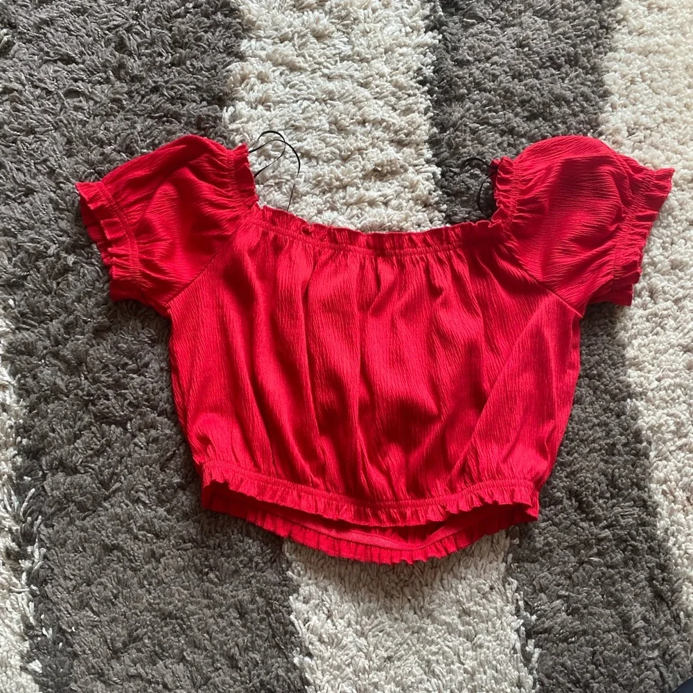 Red Ruffle Peasant Top | H&M - Picture 2 of 4